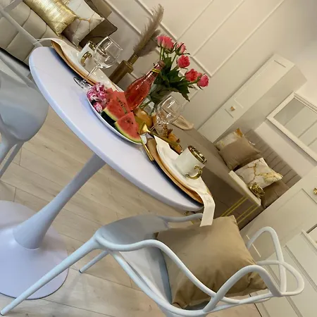 Latte Z Tarasem Apartment *