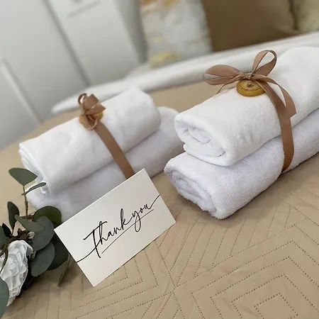 Latte Z Tarasem Blisko Stare アパート