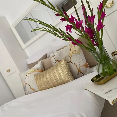 Latte Z Tarasem Blisko Stare *