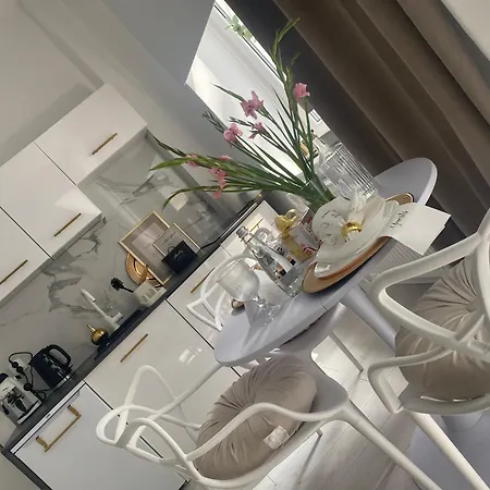 Latte Z Tarasem Blisko Stare ビィドゴシュチュ