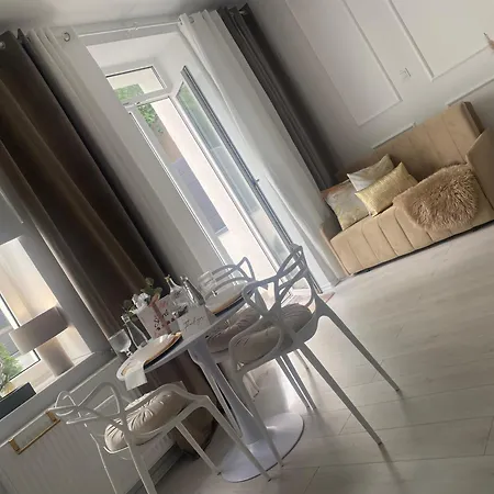 Latte Z Tarasem Blisko Stare * ビィドゴシュチュ