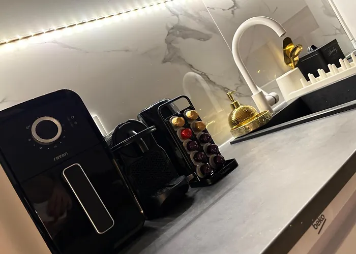 Latte Z Tarasem Blisko Stare Lägenhet *